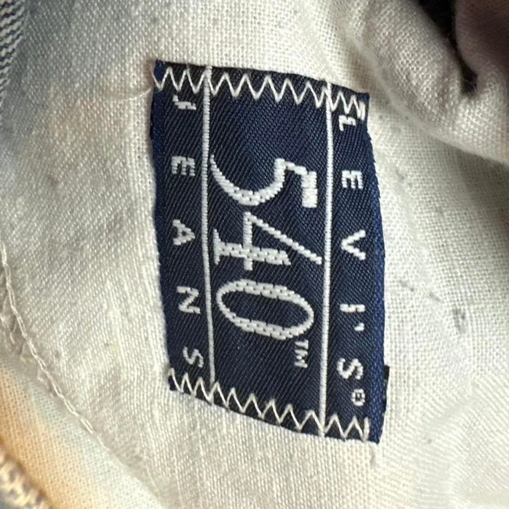 Vintage Levi's 540 leather patch 90s Relaxed Fit Blue Denim Jeans‎ fit 41x32